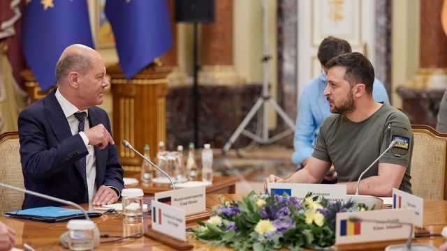 Войну РФ против Украины можно закончить только военным путем – глава комитета Бундестага