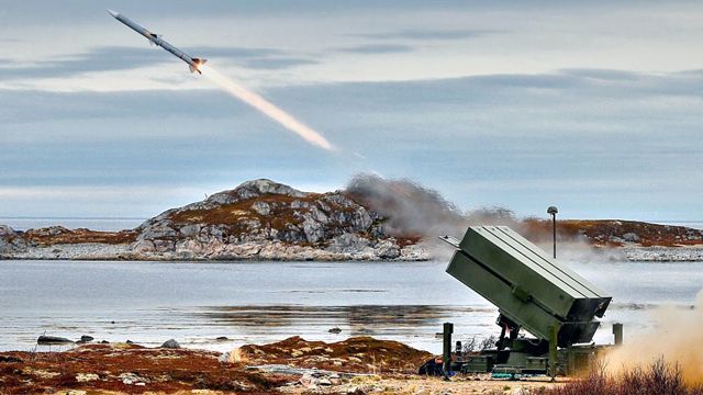 ВСУ уже тренируются работать с ПВО NASAMS – СМИ