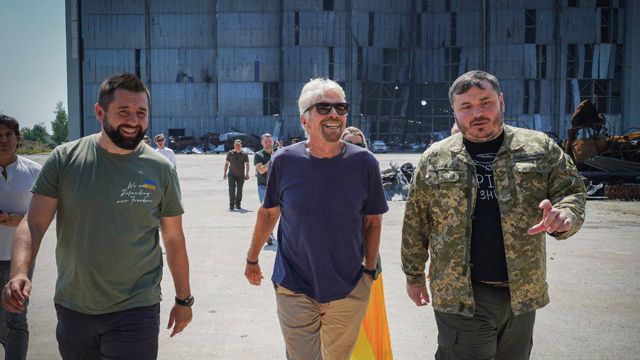 Річард Бренсон обговорив розробку модифікованого українського літака Ан-225 Мрія