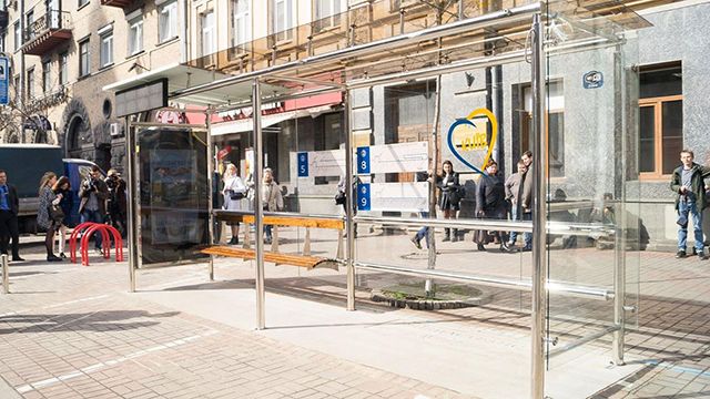 Как в Киеве появились “Умные остановки” Фото 1 Как в Киеве появились “Умные остановки” Фото 1