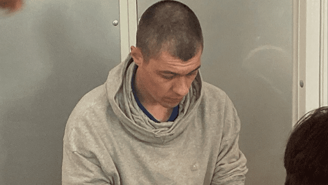 Выстрелил из танка по многоэтажке: в Чернигове судят российского военного