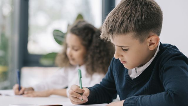 Обучение с 1 сентября в Украине: сколько школ готовы к оффлайн-занятиям