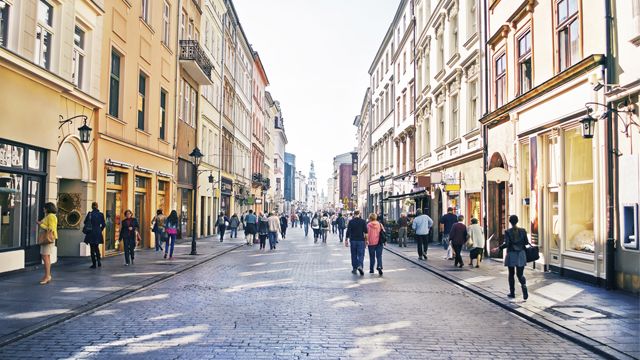 Це феноменально. У Польщі вражені, як швидко українці беруться до праці