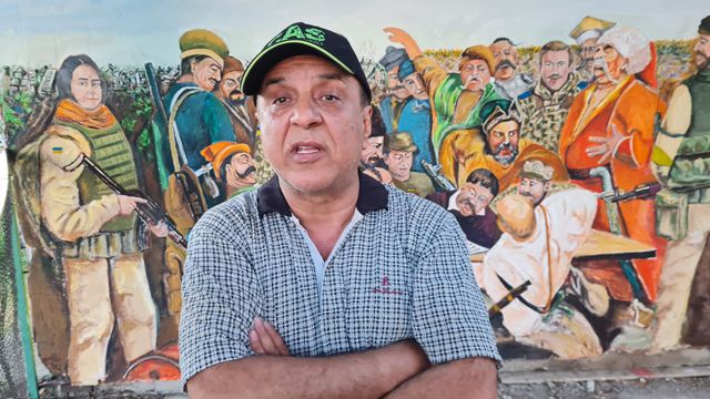 Современная версия запорожцев, пишущих письмо султана: палестинец нарисовал мурал в Киеве