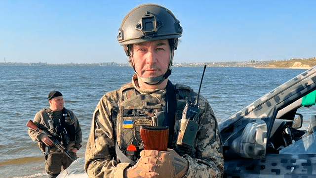 Ексміністр Євген Нищук про шлях від театру до аеророзвідки