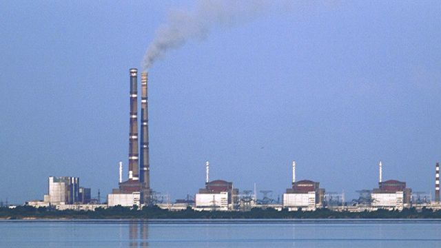 Запорожская АЭС: оккупанты обстреливают станцию ​​и готовят провокации