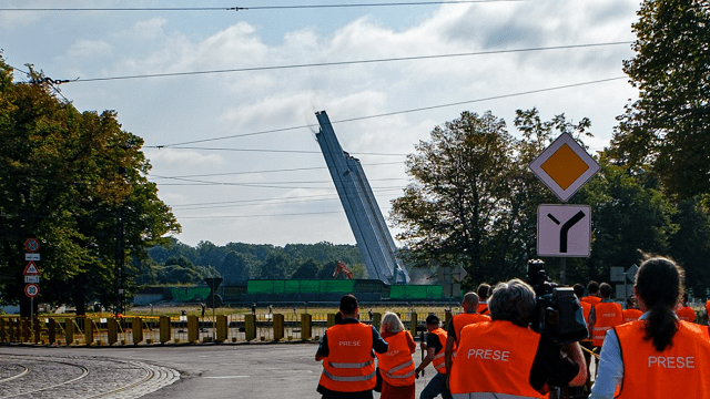 В Риге полностью снесли памятник советским солдатам