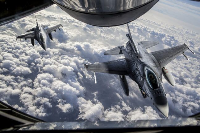 F-16