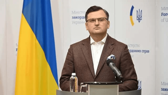 МЗС викликало апостольського нунція через слова Папи про Дугіну