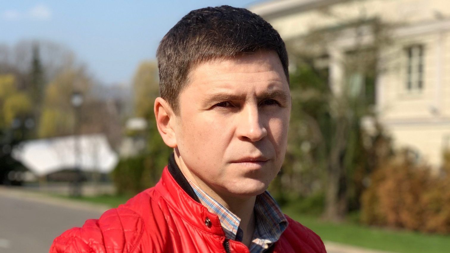 Визовый режим с РФ: Подоляк об усложнении визового режима с РФ