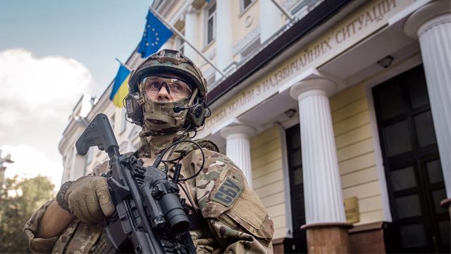 Ежемесячные “доходы” от взяток превышали 10 млн грн: СБУ разоблачила коррупционную схему в ГСЧС