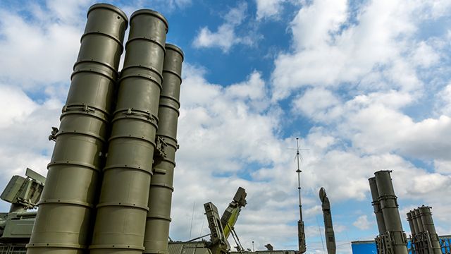 Почему РФ все чаще бьет по Украине ракетами С-300 – объяснение Воздушных сил ВСУ