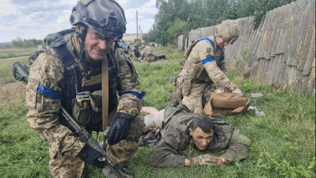 Десантники взяли в полон російського підполковника