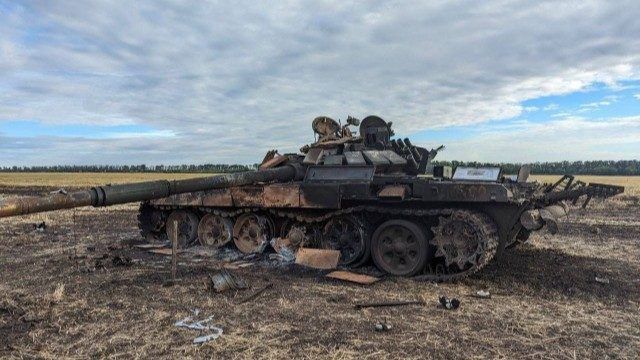 Минус 560 оккупантов и более 20 единиц техники: потери РФ за сутки