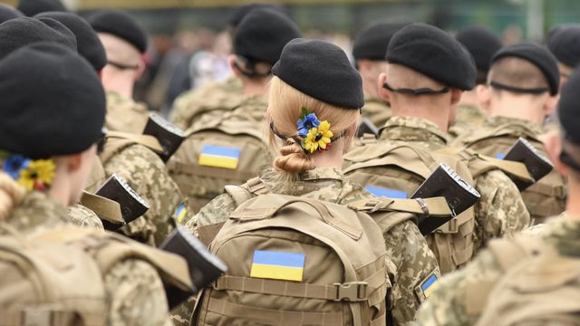 У ЗСУ заявили про доцільність формування резерву з жінок
