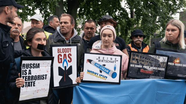 Мітинг українок в Німеччині