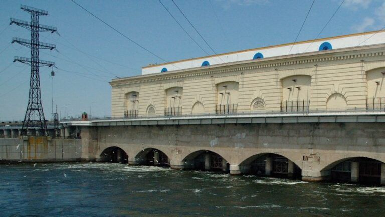Каховська ГЕС