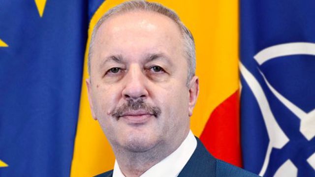 Киев ответил министру обороны Румынии, который призвал начать мирные переговоры с Россией