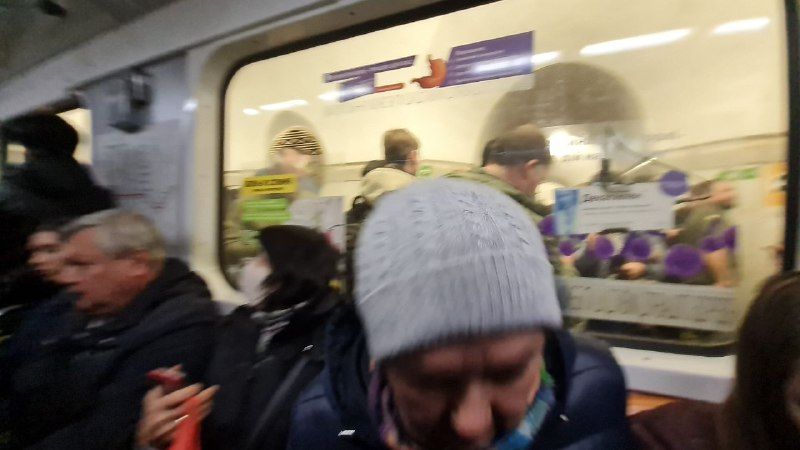 Метро Києва 10 жовтня