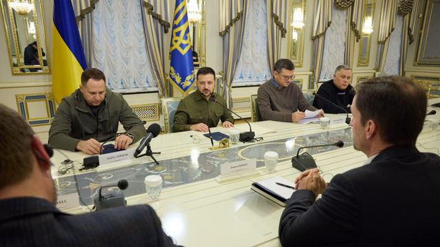 Зеленський зустрівся з конгресменами США і закликав надати системи ППО