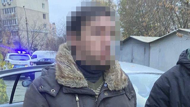 Снимал все на фото и видео: киевлянина подозревают в развращении и изнасиловании падчерицы