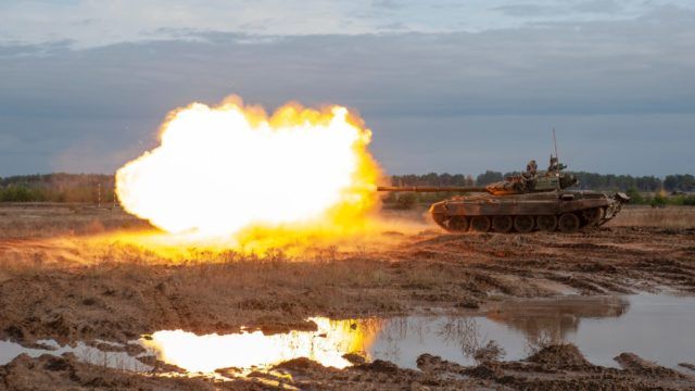 зсу танк вогонь