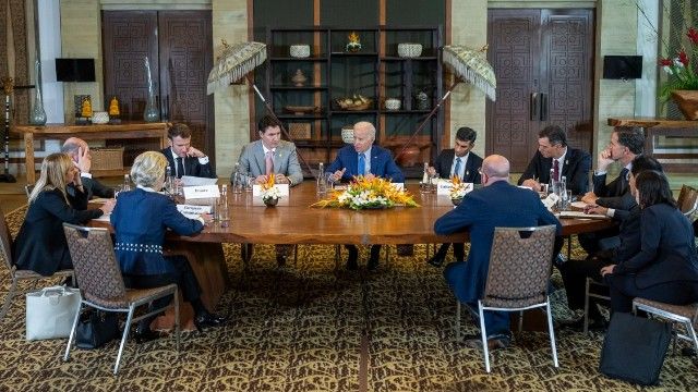 Засідання G7 на Балі 16 листопада 2022