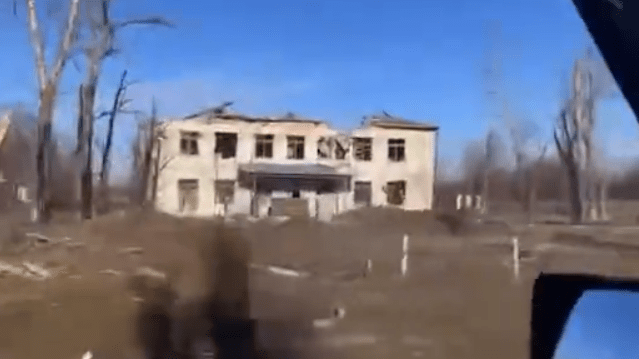 У Міноборони підтвердили звільнення Макіївки на Луганщині та показали село після “русского міра”