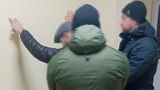 СБУ в Киеве задержала российского агента, приехавшего готовить диверсии