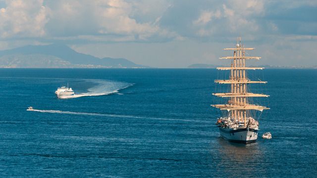 АРМА обшукало яхту Медведчука, її продадуть на торгах
