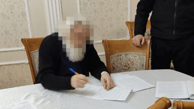 Виправдовував захоплення Криму: митрополиту УПЦ (МП) повідомили про підозру
