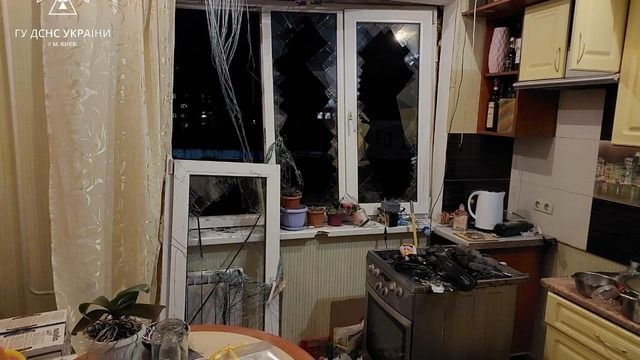 В столичной многоэтажке взорвался газовый баллончик, пострадала 17-летняя девушка