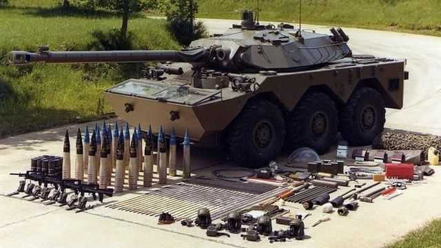 Експерт оцінив французькі AMX-10RC, які пообіцяв Україні Макрон