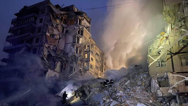 ракетний удар по будинку у Дніпрі