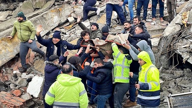 Землетрясение в Турции и Сирии — число жертв землетрясения превысило 5000 человек