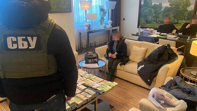 Розкрадання газу з надр: СБУ і ДБР провели обшуки в екснардепа та олігарха