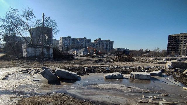 Оккупанты на выезде из Мариуполя разместили посты для снайперов — горсовет