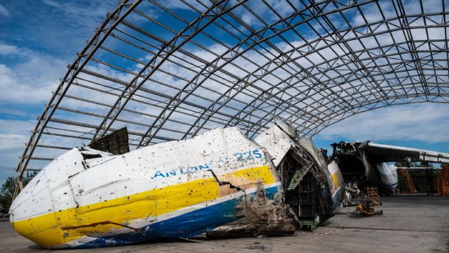 Знищений літак АН-225 Мрія