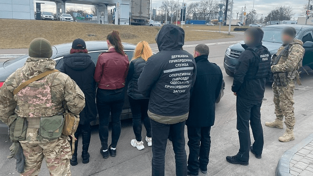 Переправлял жінок до борделів Чехії: на Одещині викрили торговця людьми