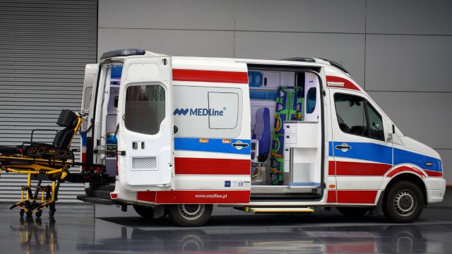карета швидкої допомоги у Польщі