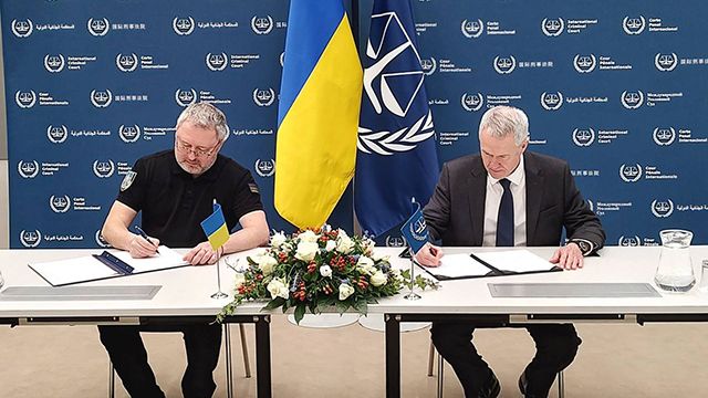У Гаазі підписали угоду про представництво МКС в Україні