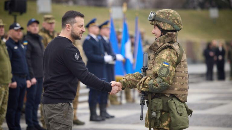 Спасибо вам за службу и стальной характер. Зеленский поздравил нацгвардейцев
