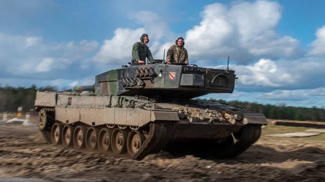 Цей танк справді надихає. Заступник міністра оборони розповів про Leopard 2 і вправність українських танкістів