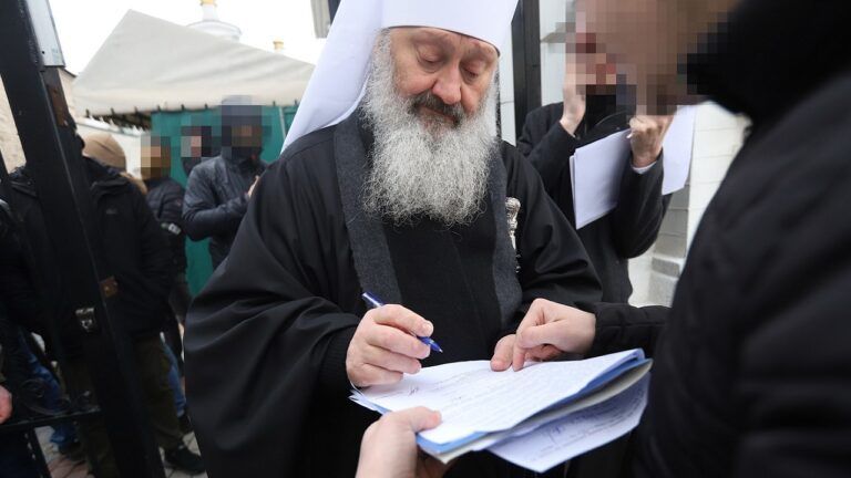 Митрополит Павел будет находиться под стражей до 14 августа — решение суда