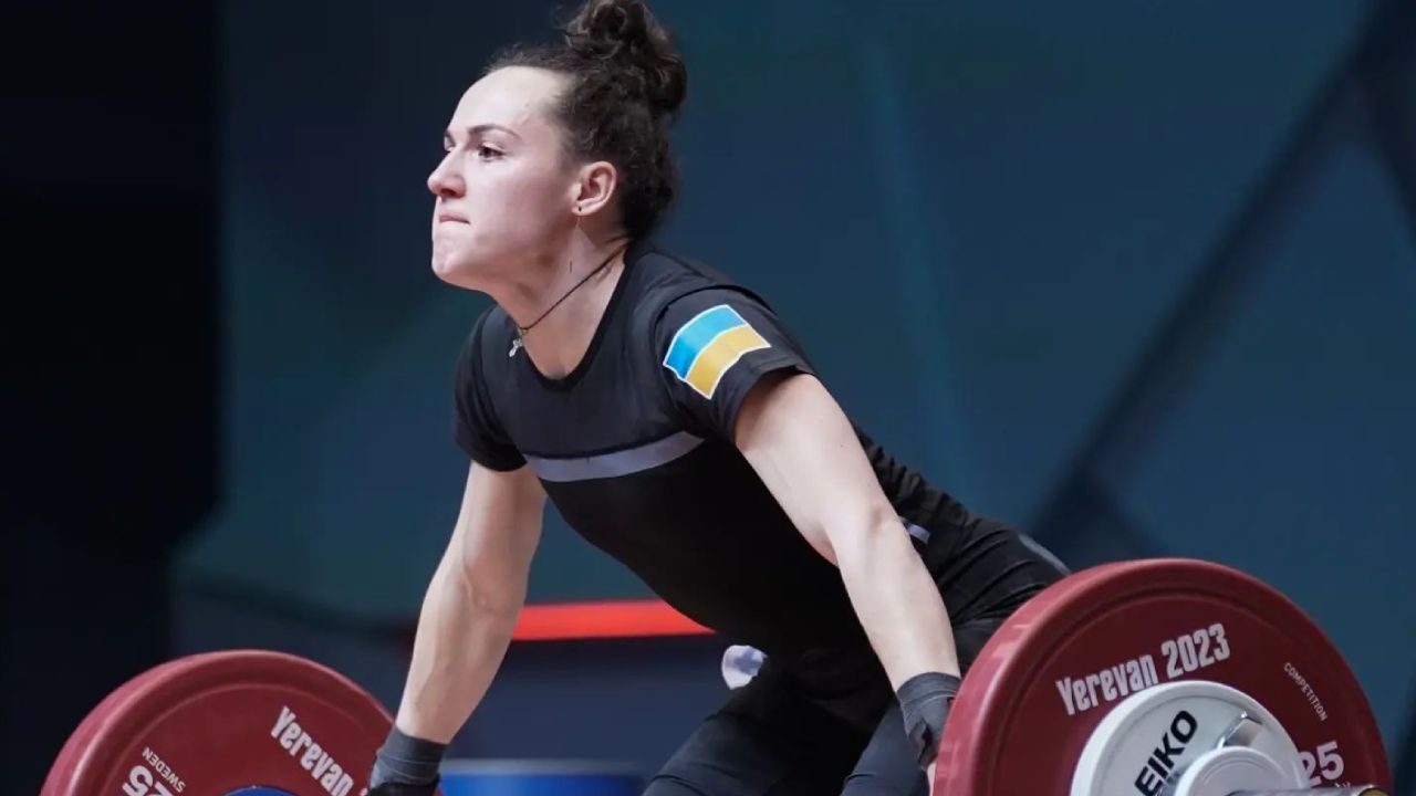 Ангеліна Ломачинська