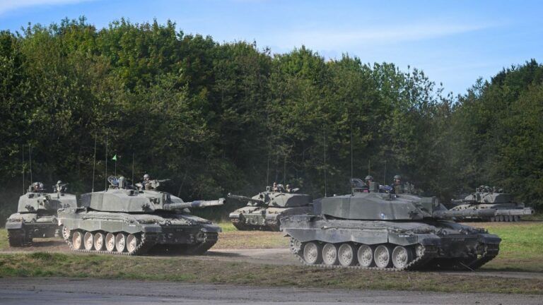 Великобритания отправила Украине тысячи боеприпасов для Challenger — Минобороны