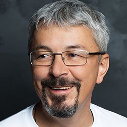 Александр Ткаченко