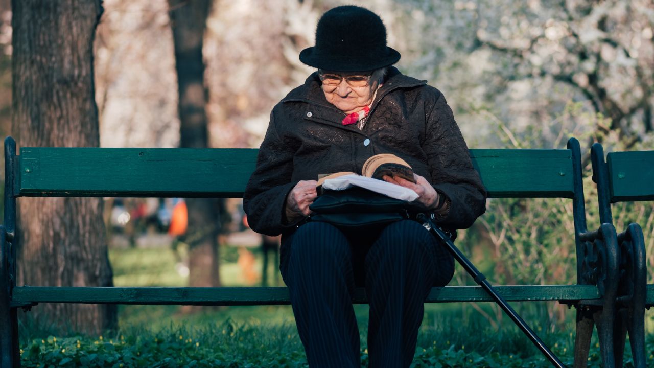 пенсіонерка