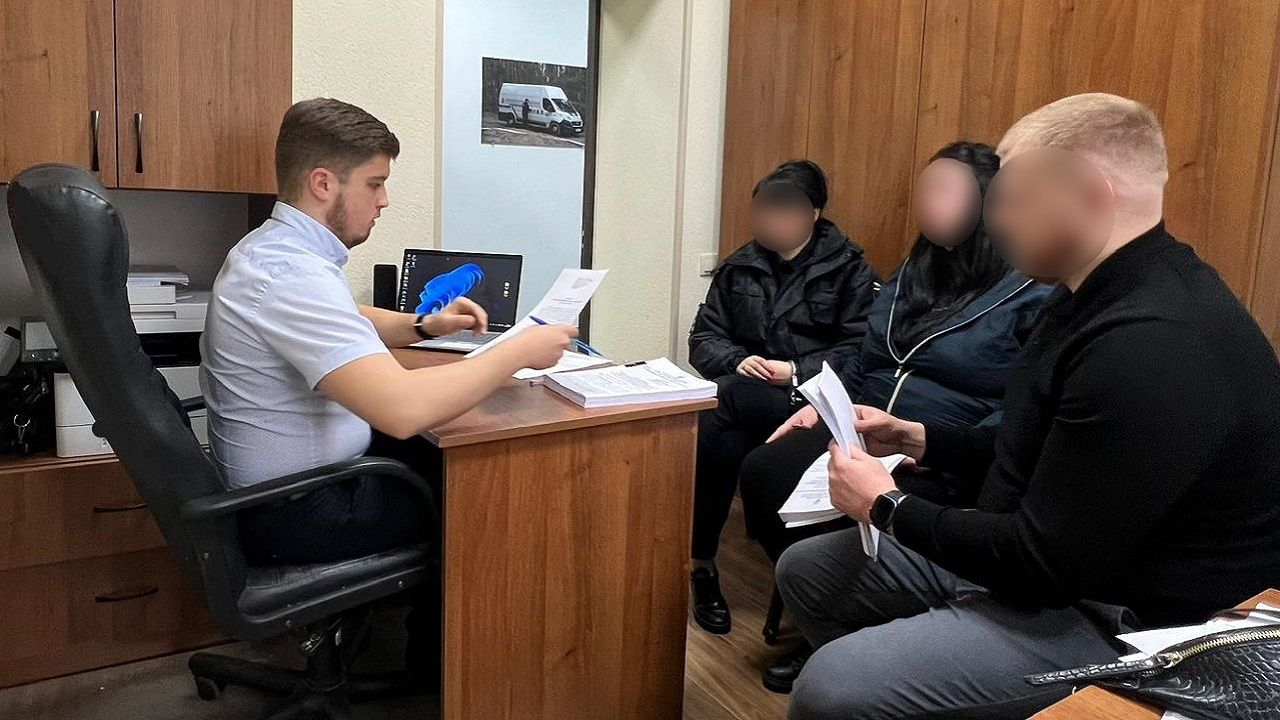 36 эпизодов преступлений: в Киевской области мать издевалась над детьми