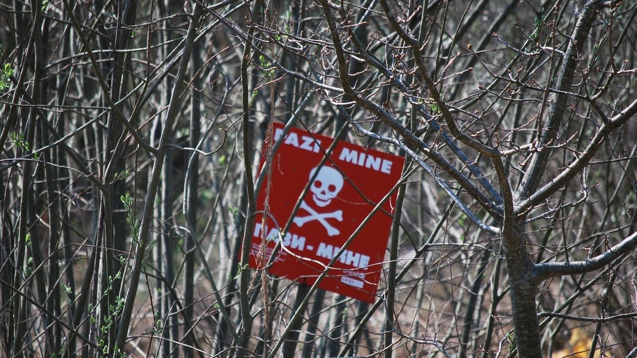 Мінне поле